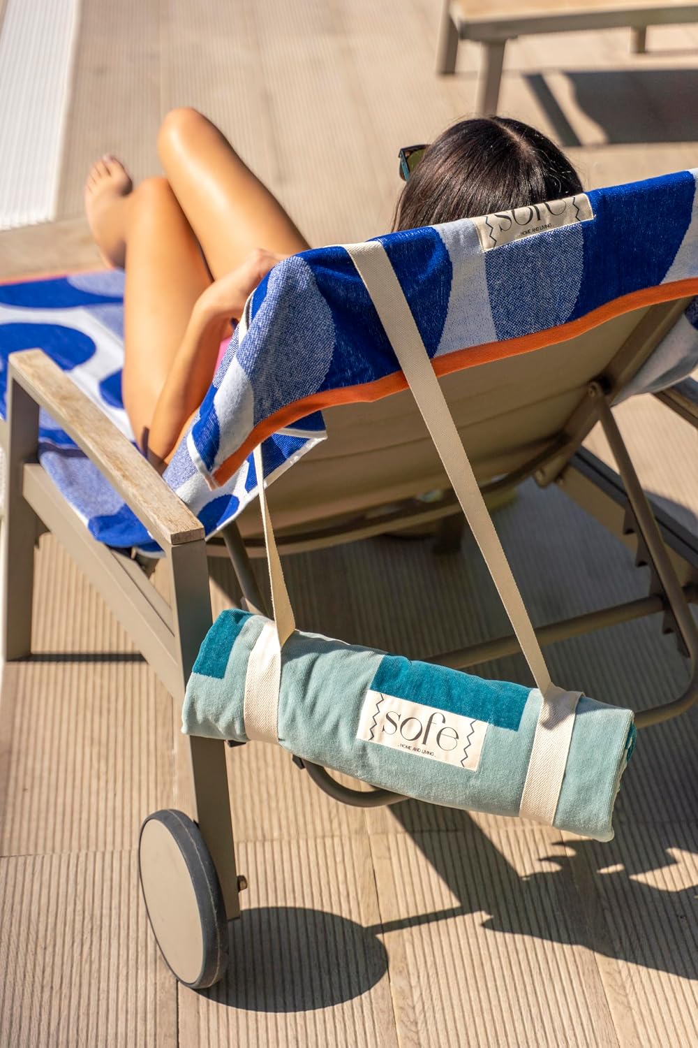 Large Velour Beach Towel (Single Pack, 35 x 70 Inches, Blue)