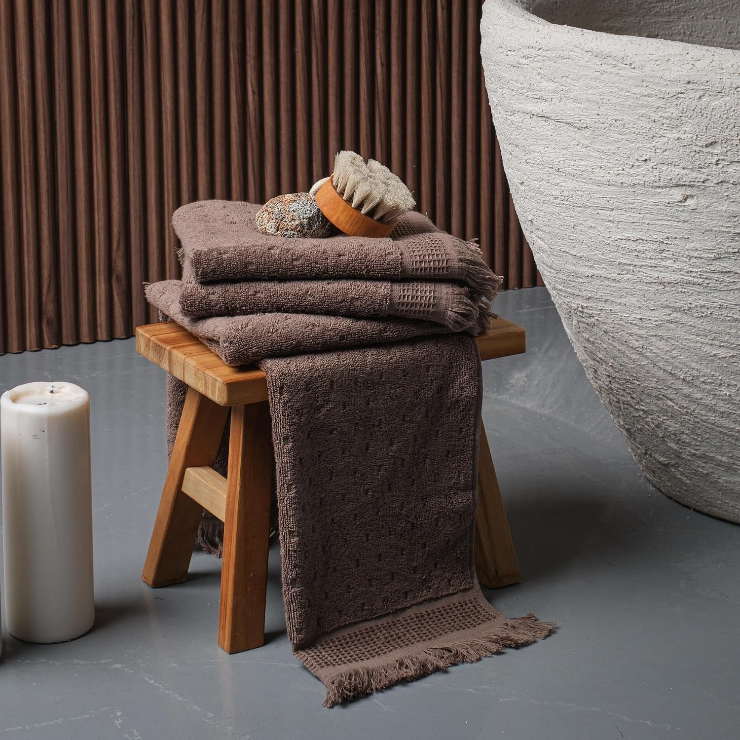Luxury Hand Towels, 4-Pack, Coffee Brown (16 x 28 inches)